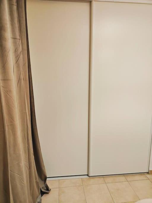 Appartement Des Carmes นีมส์ ภายนอก รูปภาพ