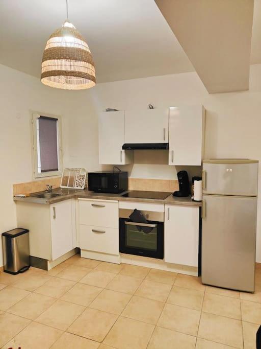 Appartement Des Carmes นีมส์ ภายนอก รูปภาพ