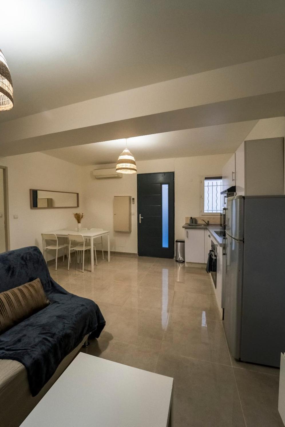Appartement Des Carmes นีมส์ ภายนอก รูปภาพ